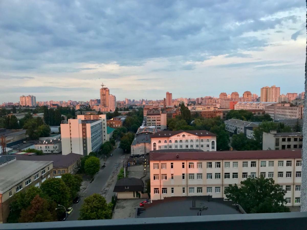 My Smartapart Hotel Today Kyiv Exterior photo